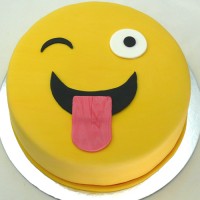 Emoji Flat Face Cake
